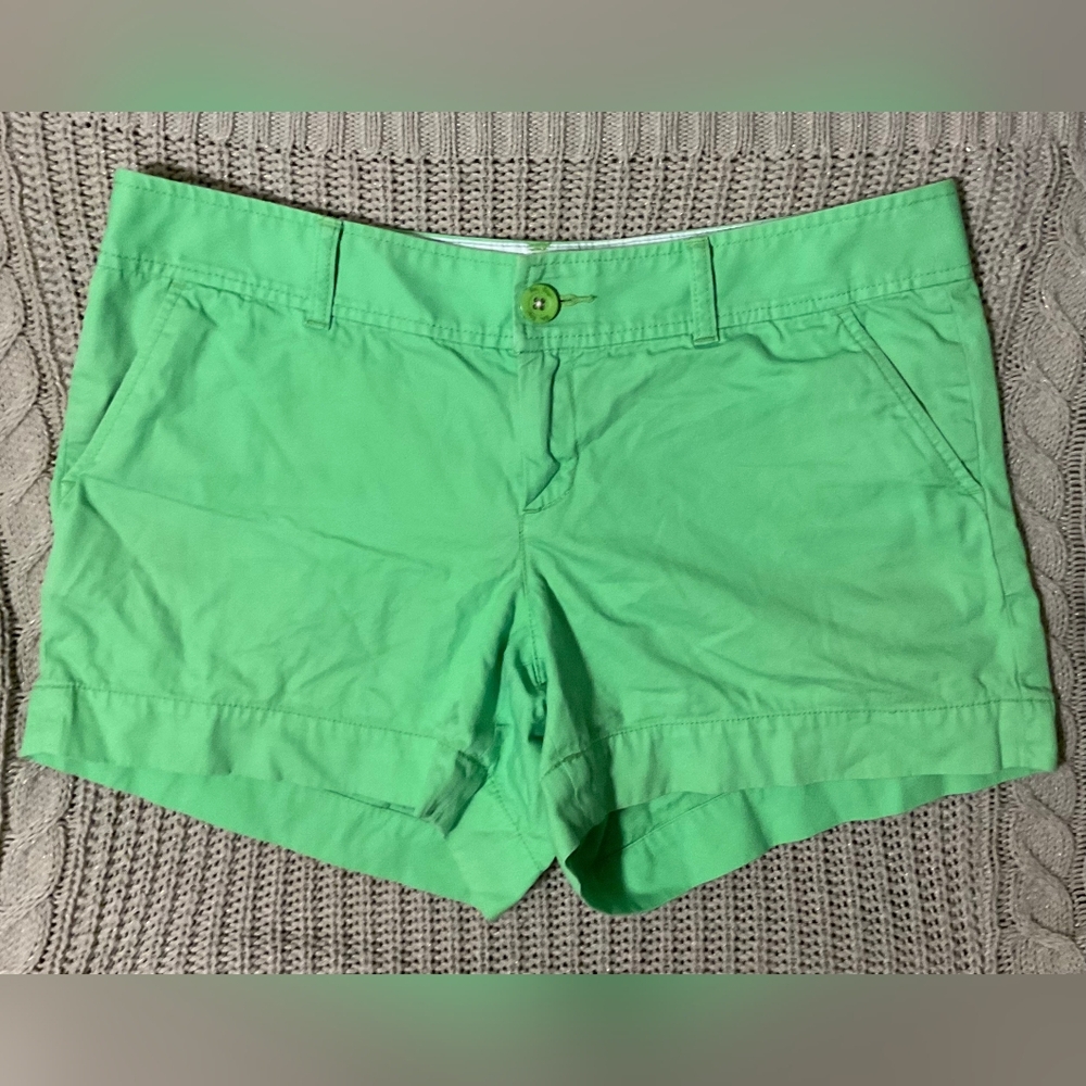 Lilly Pulitzer Beautiful Green Colored Shorts Nwot